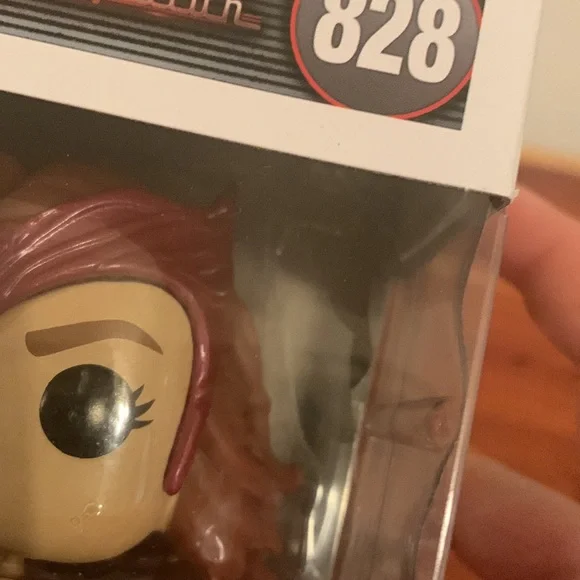 Funko Scarlet Witch (Levitating) - Picture 7 of 7